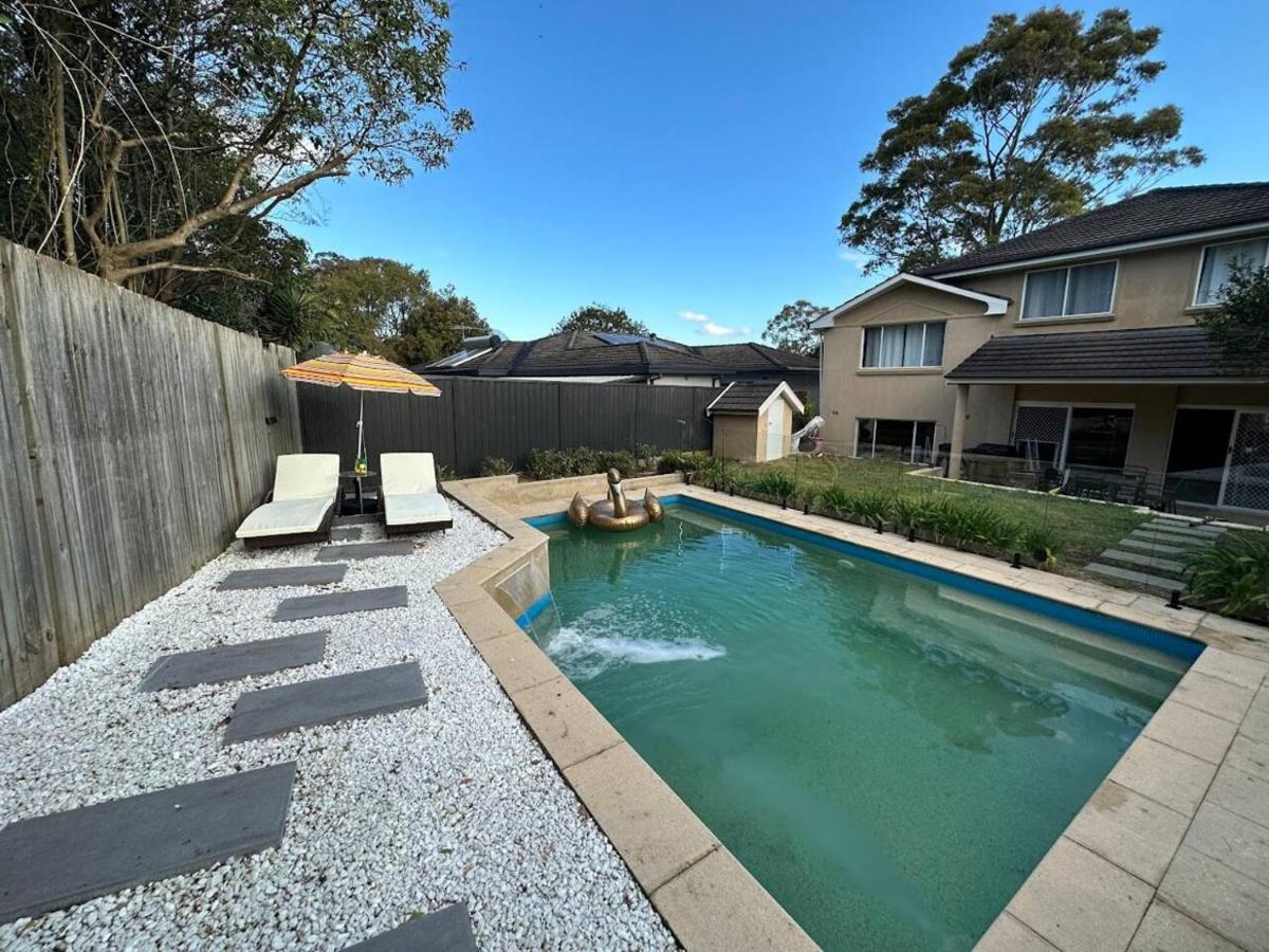 Casa vacanze Heated Toilet Seat - Air Conditioning- Hot Tub - Dryer - Electrical Bbq Grill - Pool - Arcade Games At Golden Swan House