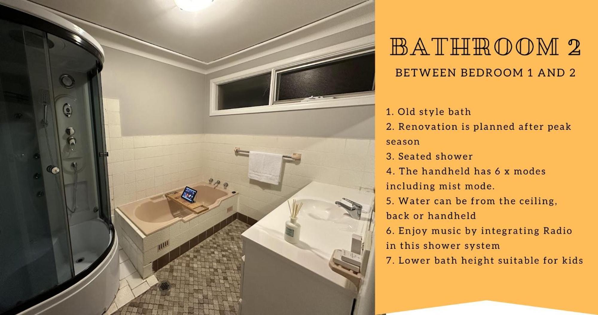 Casa vacanze Heated Toilet Seat - Air Conditioning- Hot Tub - Dryer - Electrical Bbq Grill - Pool - Arcade Games At Golden Swan House Sydney